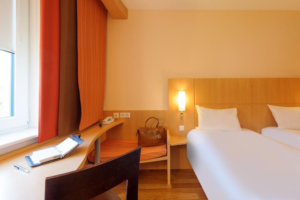 Ibis Konstanz Hotell Exteriör bild